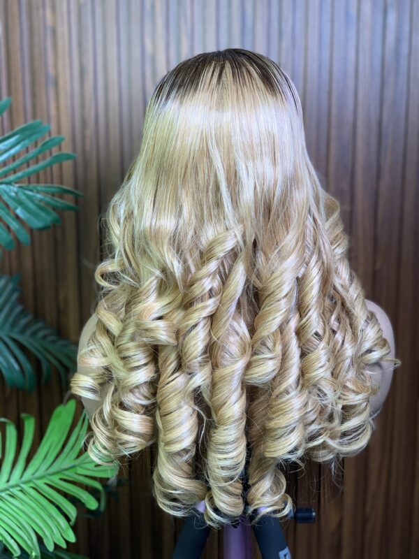 Virgin Bouncy Blonde - Image 3